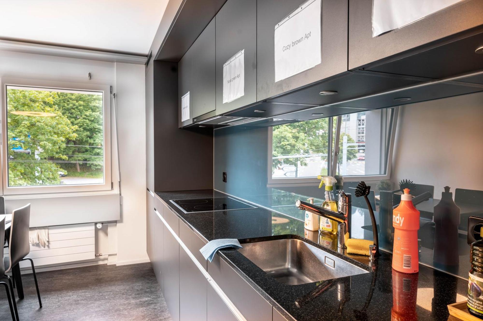 Inn Joy Apartments - Sankt Gallen Center Luaran gambar